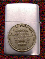 Zippo Comm&eacute;moratif&nbsp;